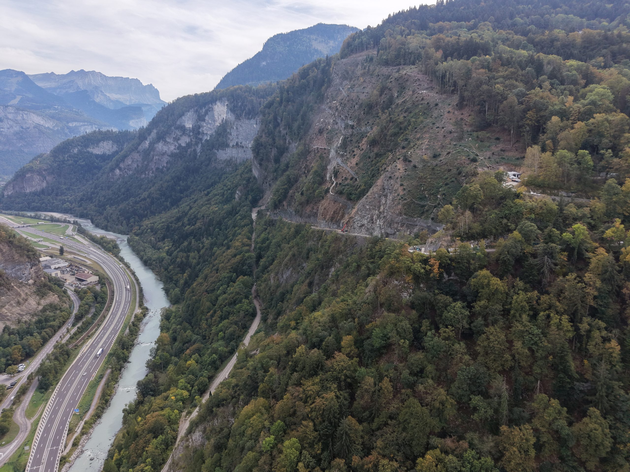 Nancy-sur-Cluses : visites de chantier et réunion publique sur la RD 119